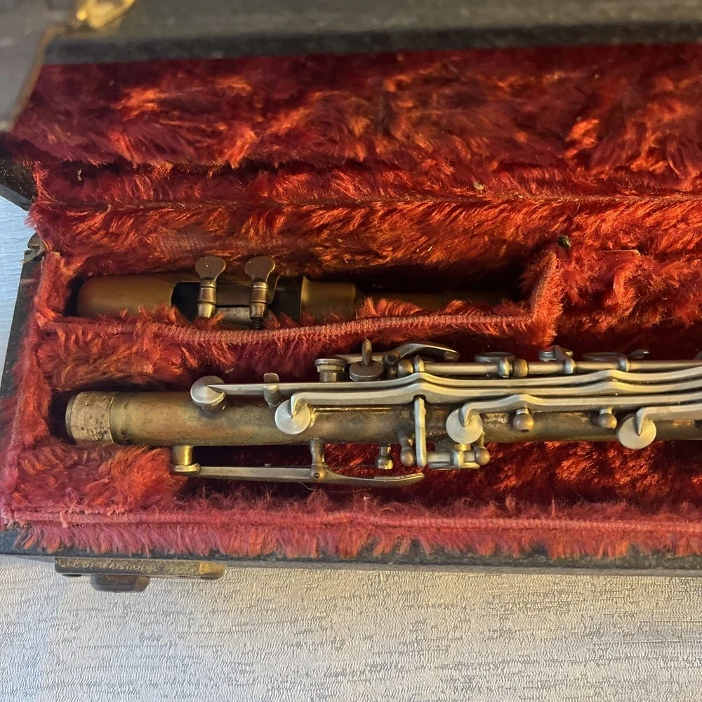 VINTAGE ELKHART INDIANA CAVALIER METAL CLARINET